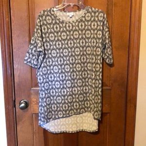 Black and White LuLaRoe Irma XS